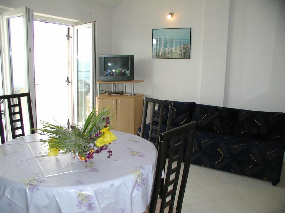 Njofra Banj Apartment Exterior photo